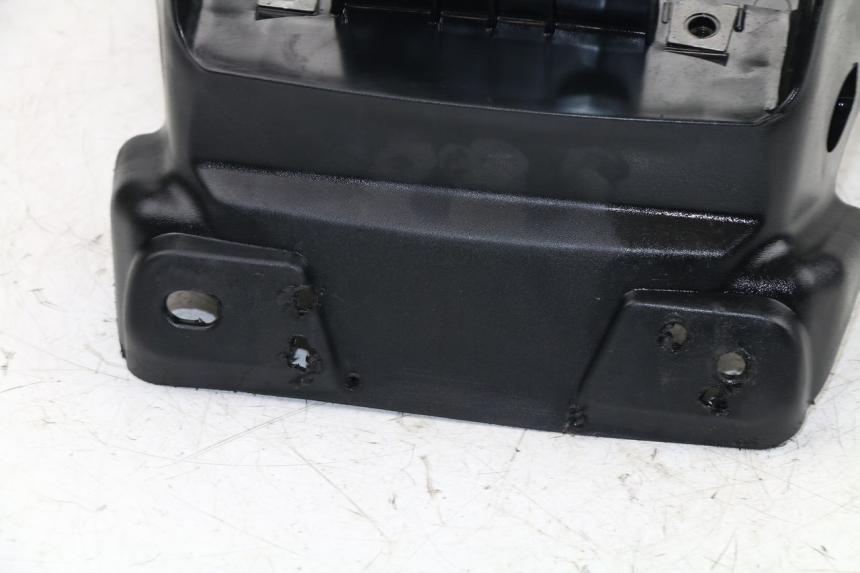 photo de REAR UNDERTRAY DAELIM VJ ROADWIN 125 (2004 - 2007)