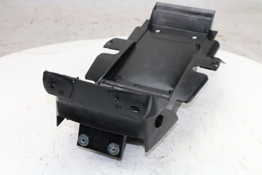 photo de REAR UNDERTRAY DAELIM VJ ROADWIN 125 (2004 - 2007)