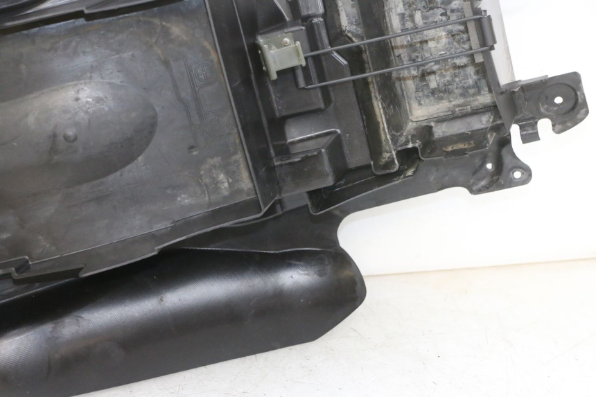photo de REAR UNDERTRAY SUZUKI DL V STROM 1000 (2002 - 2007) - Additional view of the item