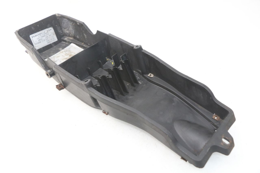 photo de REAR UNDERTRAY GILERA DNA 50 (2000 - 2007)