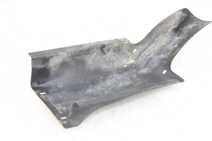 photo de REAR WHEEL HUGGER GILERA RK 50 (1996 - 1999)