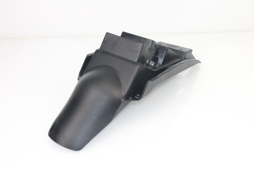 photo de REAR WHEEL HUGGER GILERA SMT SUPERMOTARD 50 (2009 - 2017)