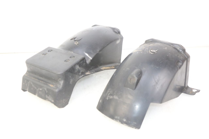 photo de REAR WHEEL HUGGER SUZUKI GSX-F GSX  F 1100 (1988 - 1994)