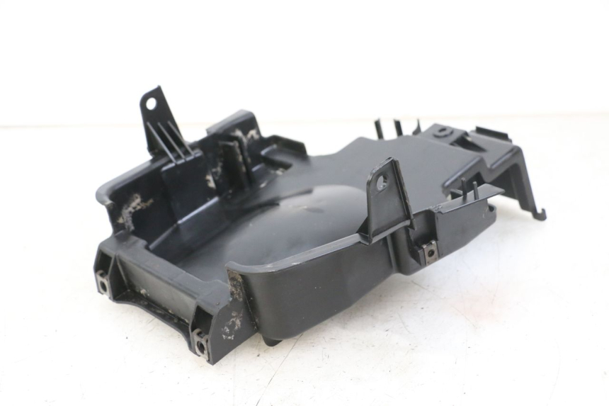 photo de REAR UNDERTRAY HONDA NES AROBASE 125 (2000 - 2003)