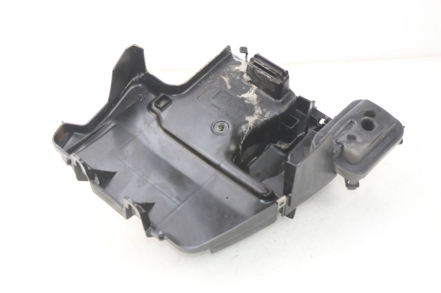 photo de REAR UNDERTRAY HONDA SCV LEAD 100 (2003 - 2007)