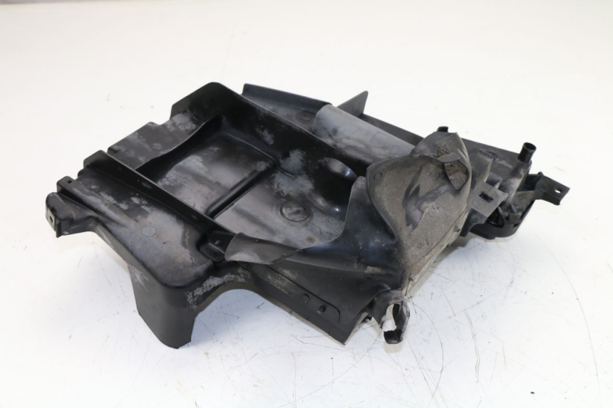 photo de REAR UNDERTRAY HONDA SCV LEAD 100 (2003 - 2007)