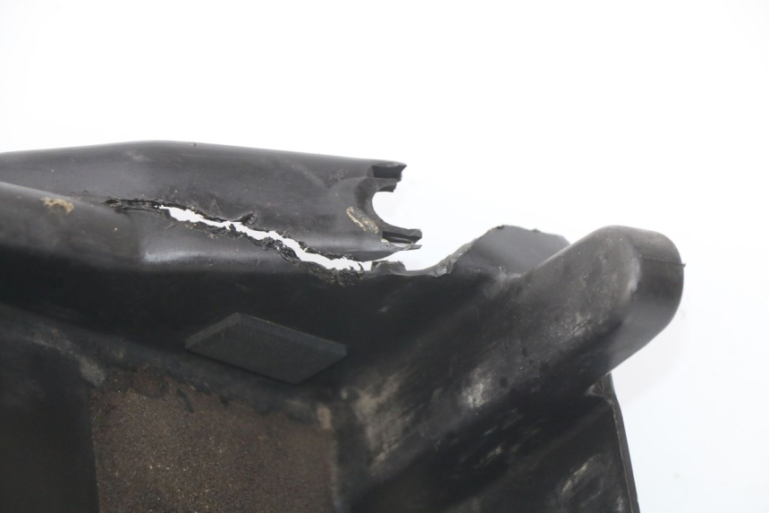 photo de REAR WHEEL HUGGER HONDA VFR FI RC46 800 (1998 - 2001)