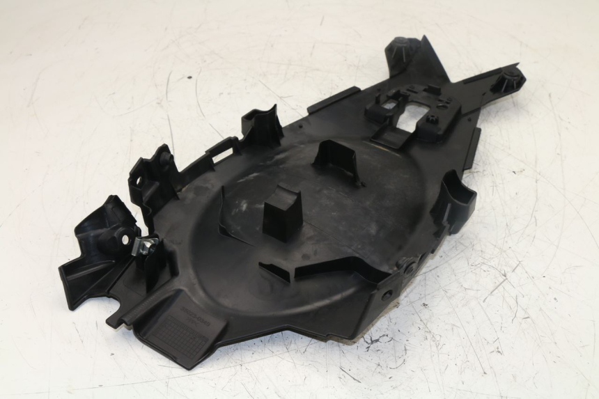 photo de REAR UNDERTRAY KAWASAKI ER-6 ER6 F 650 (2009 - 2011)