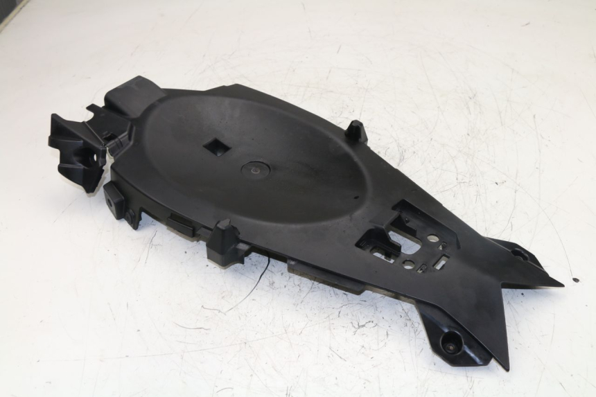 photo de REAR UNDERTRAY KAWASAKI ER-6 ER6 F 650 (2009 - 2011)