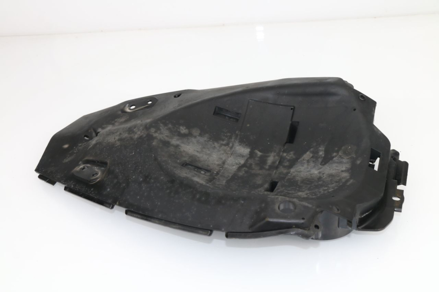 photo de REAR UNDERTRAY KAWASAKI ER-6 ER6 F 650 (2009 - 2011)