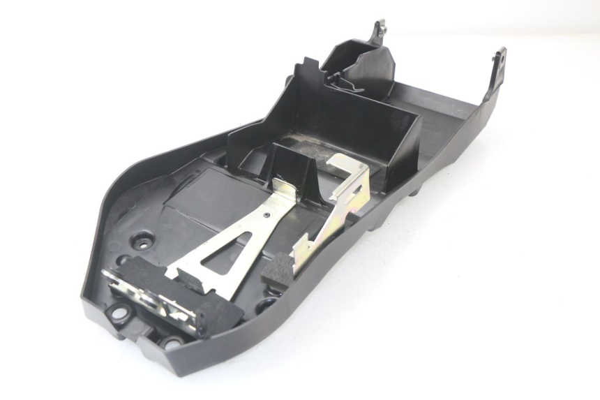 photo de REAR UNDERTRAY KAWASAKI Z ABS 750 (2007 - 2013)