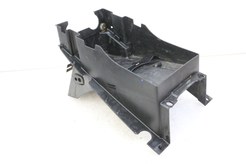 photo de REAR UNDERTRAY KAWASAKI ZR7 ZR-7 S 750 (1999 - 2004)