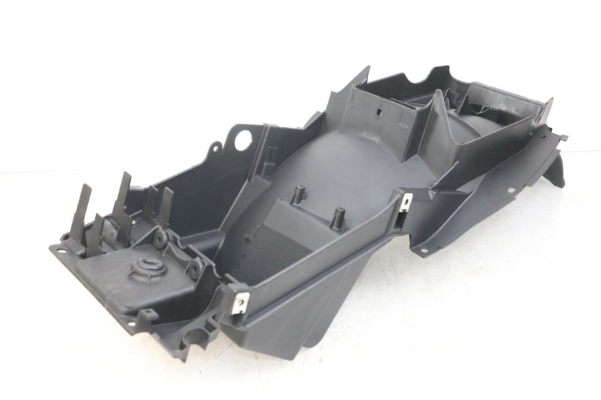 photo de REAR UNDERTRAY MOTO GUZZI NORGE 8V GT 1200 (2011 - 2016)