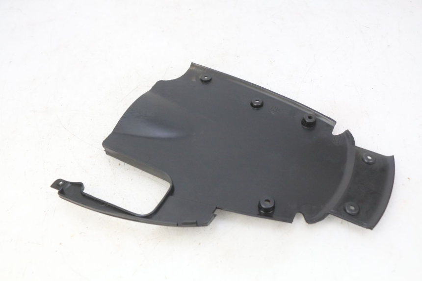 photo de REAR WHEEL HUGGER GILERA NEXUS 125 (2009 - 2013)