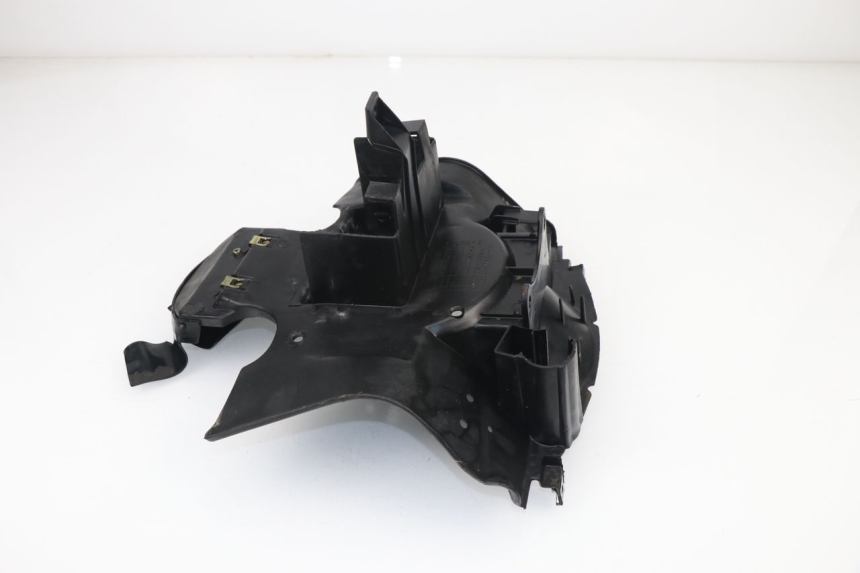 photo de REAR UNDERTRAY PEUGEOT SV 125 (1991 - 1994)