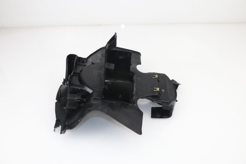 photo de REAR UNDERTRAY PEUGEOT SV 125 (1991 - 1994)
