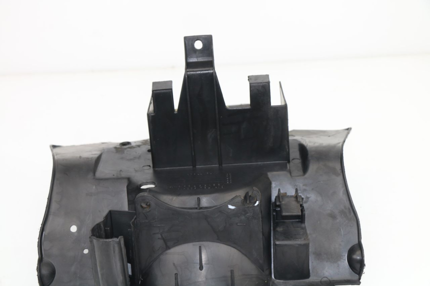 photo de REAR UNDERTRAY PEUGEOT SV 80 (1993 - 1997)