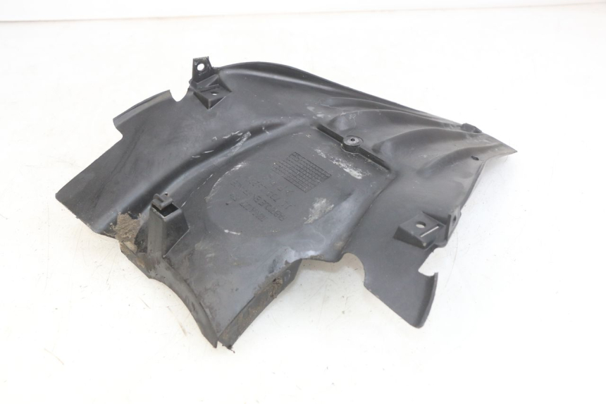 photo de REAR WHEEL HUGGER PEUGEOT TREKKER 50 (1998 - 2004)