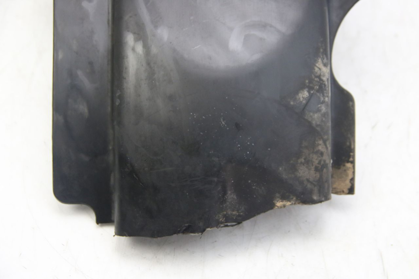 photo de REAR WHEEL HUGGER HYOSUNG RT KARION 125 (2003 - 2007)