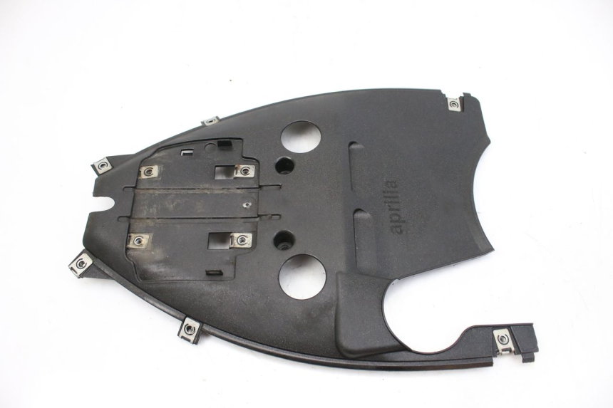 photo de REAR WHEEL HUGGER APRILIA SR R 2T LC 50 (2018 - 2021)