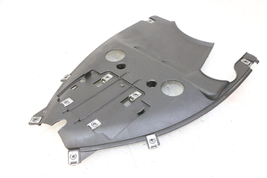 photo de REAR WHEEL HUGGER APRILIA SR R 2T LC 50 (2018 - 2021)