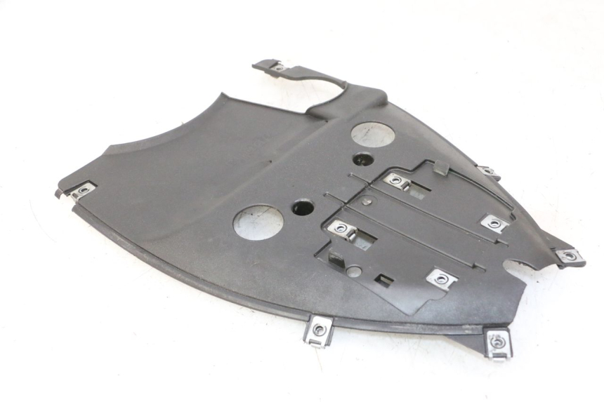 photo de REAR WHEEL HUGGER APRILIA SR R 2T LC 50 (2018 - 2021)