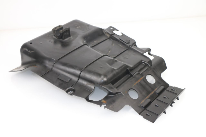 photo de REAR UNDERTRAY SUZUKI BURGMAN EXECUTIVE ABS 650 (2006 - 2012)