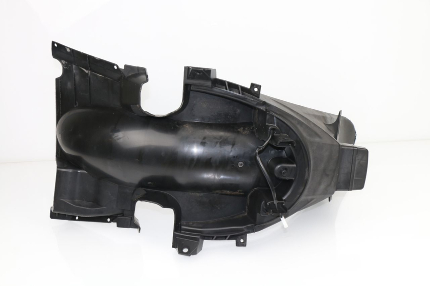 photo de REAR UNDERTRAY SUZUKI SIXTEEN 125 (2008 - 2010)