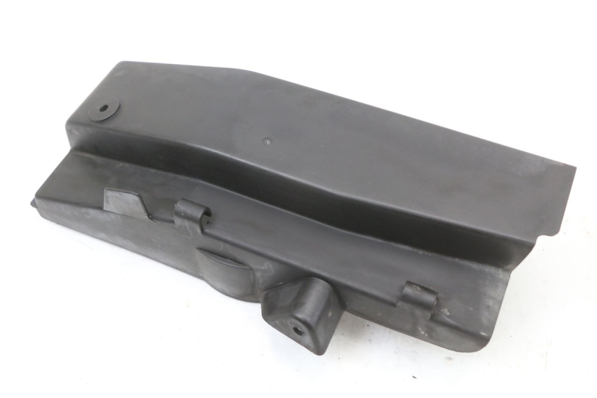 photo de REAR UNDERTRAY SUZUKI UH BURGMAN 125 (2002 - 2006)