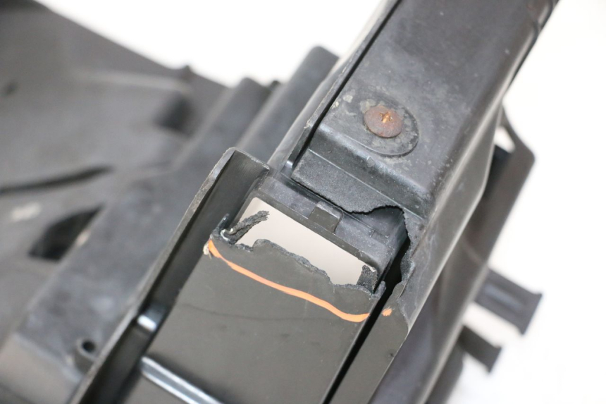 photo de REAR UNDERTRAY SUZUKI SV S 650 (2003 - 2009)