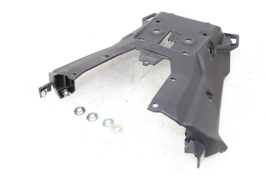 photo de REAR UNDERTRAY YAMAHA TRACER 7 700 (2020 - 2024) - Alternative perspective