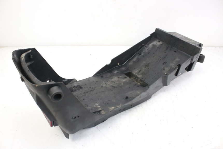 photo de REAR WHEEL HUGGER TRIUMPH SPRINT ST 955 (1999 - 2001)