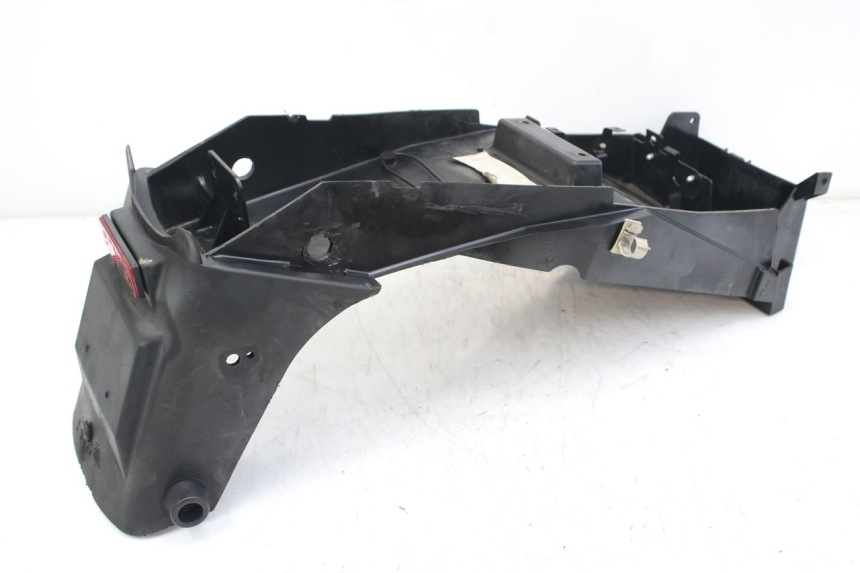 photo de REAR WHEEL HUGGER TRIUMPH SPRINT ST 955 (1999 - 2001)