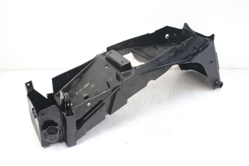 photo de REAR WHEEL HUGGER TRIUMPH SPRINT ST 955 (1999 - 2001)