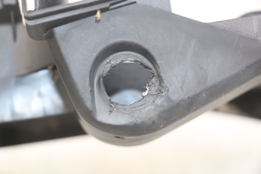 photo de REAR WHEEL HUGGER HONDA VISION NSC R 50 (2013 - 2015)