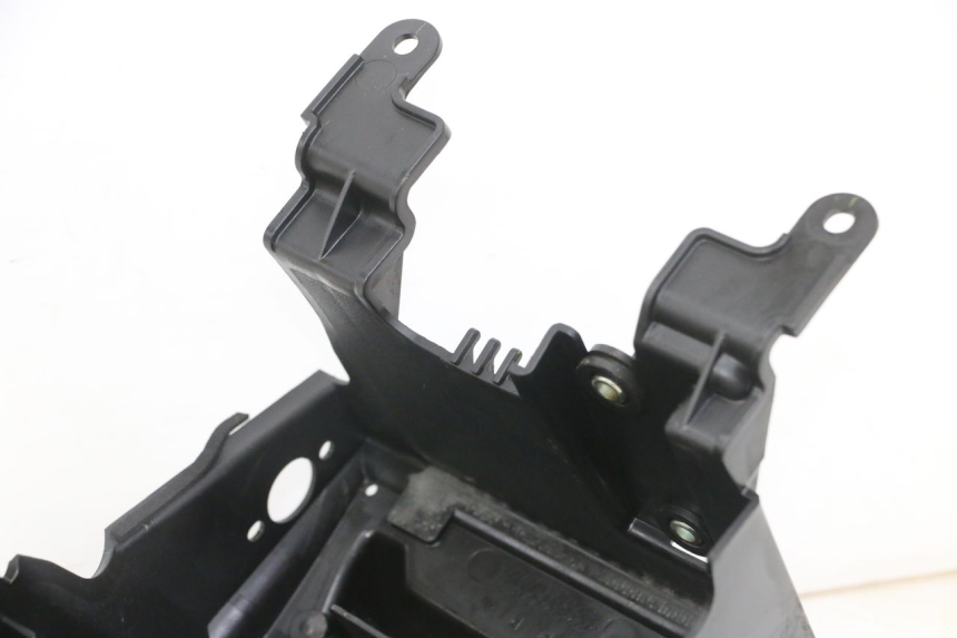 photo de REAR UNDERTRAY YAMAHA XJ6 ABS 600 (2008 - 2016)