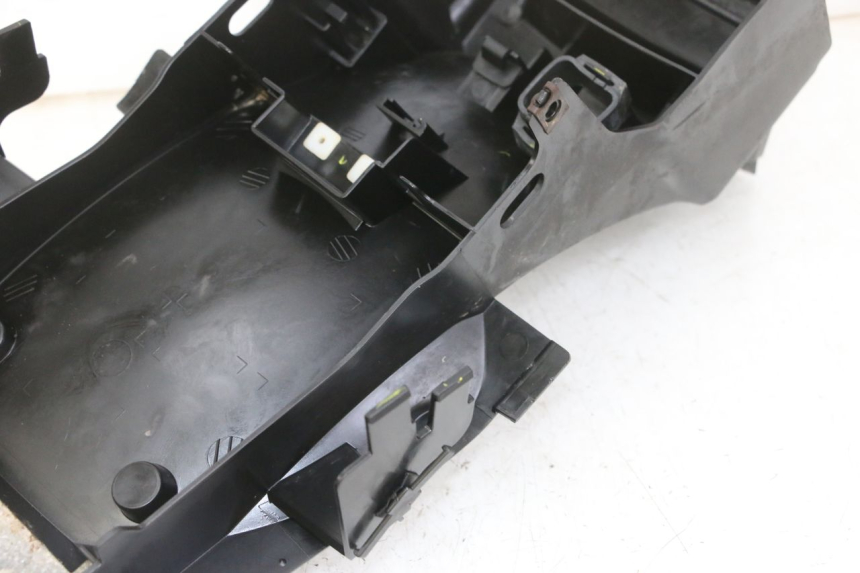 photo de REAR UNDERTRAY YAMAHA XJ6 ABS 600 (2008 - 2016)