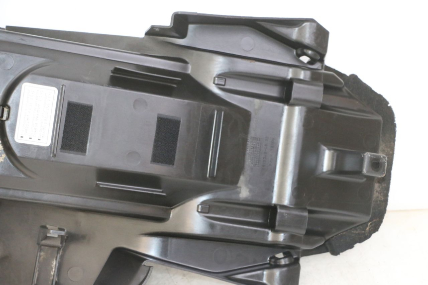 photo de REAR UNDERTRAY HONDA XLV VARADERO 125 (2000 - 2006)