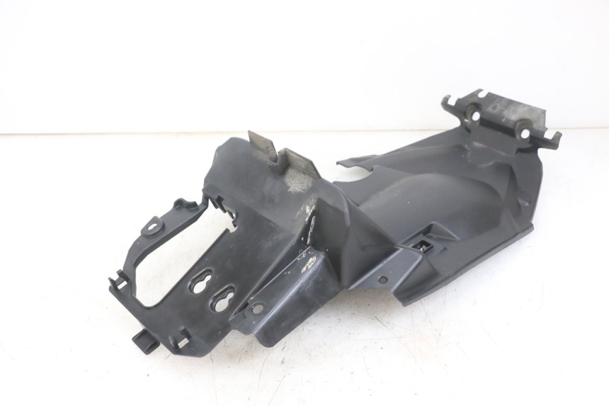 photo de REAR WHEEL HUGGER YAMAHA AEROX 2T 50 (2013 - 2017)