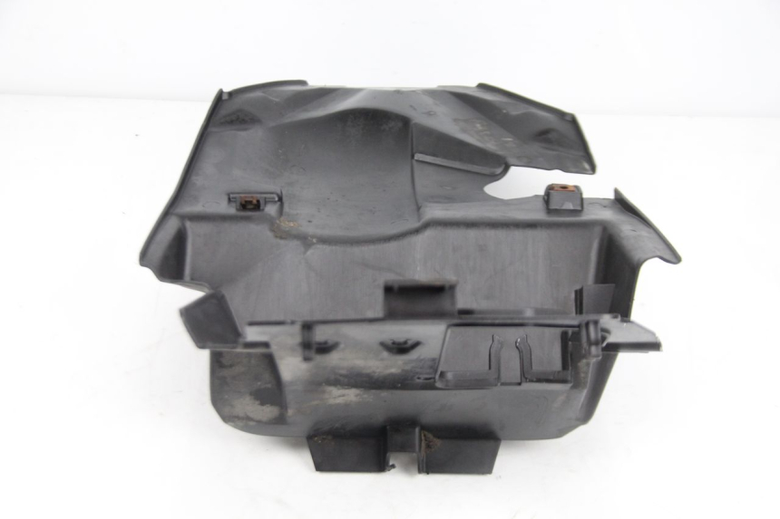 photo de REAR WHEEL HUGGER YAMAHA AEROX NAKED 2T 50 (2013 - 2017)