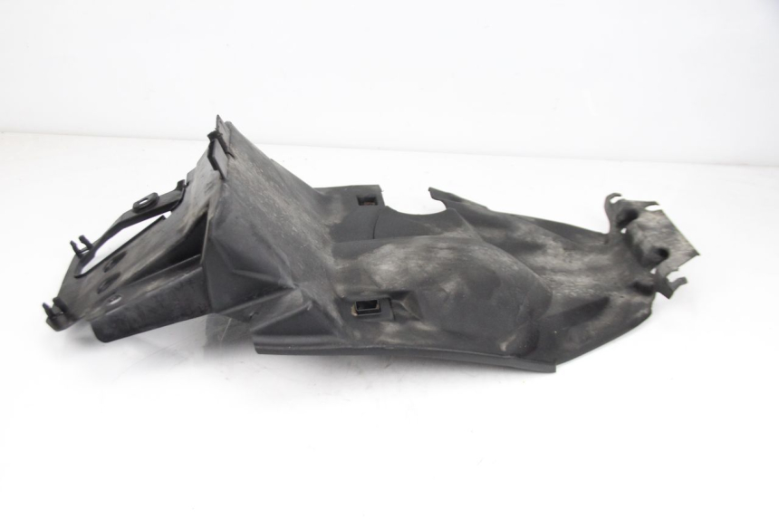 photo de REAR WHEEL HUGGER YAMAHA AEROX NAKED 2T 50 (2013 - 2017)