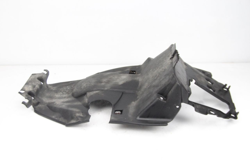 photo de REAR WHEEL HUGGER YAMAHA AEROX NAKED 2T 50 (2013 - 2017)