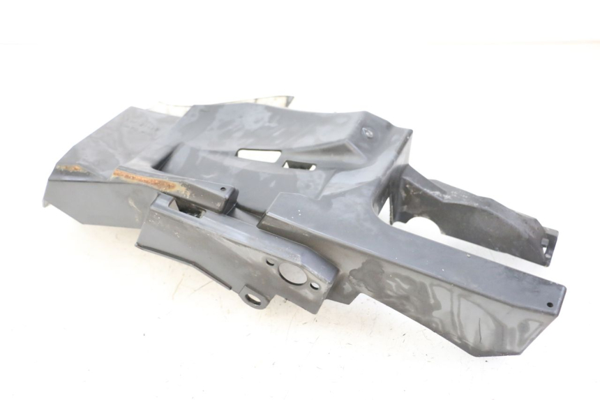 photo de REAR UNDERTRAY YAMAHA FZ6 FAZER S2 600 (2007 - 2011)