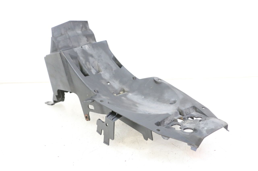 photo de REAR UNDERTRAY YAMAHA XJ6 600 (2008 - 2016)