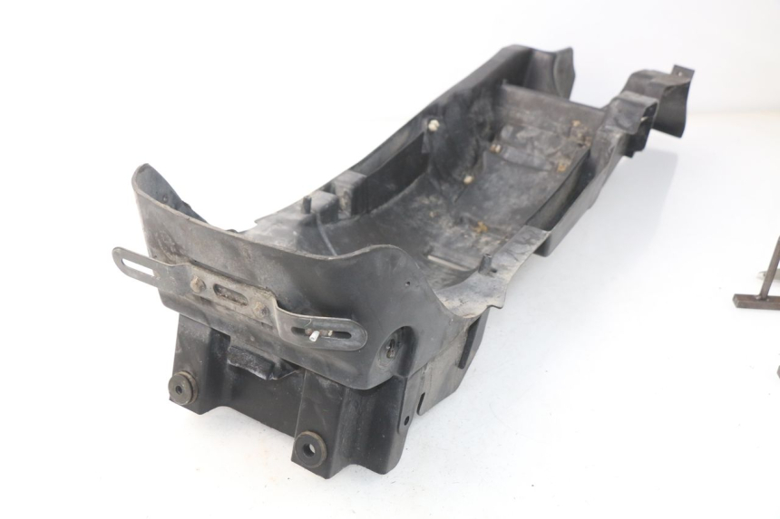 photo de REAR UNDERTRAY YAMAHA XJ600 XJ DIVERSION 600 (1992 - 1997)