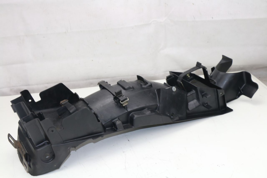 photo de REAR WHEEL HUGGER YAMAHA XJN DIVERSION 600 (2000 - 2003)