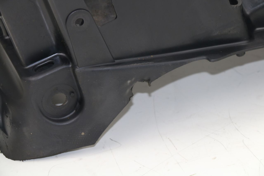 photo de REAR WHEEL HUGGER YAMAHA XJN DIVERSION 600 (2000 - 2003)
