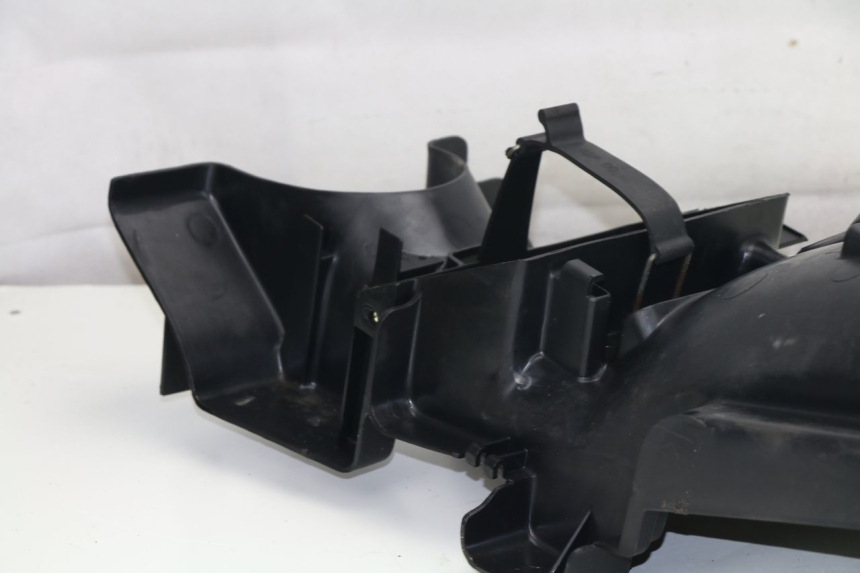 photo de REAR WHEEL HUGGER YAMAHA XJN DIVERSION 600 (2000 - 2003)