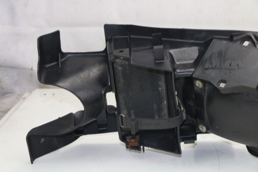 photo de REAR UNDERTRAY YAMAHA XJS DIVERSION 600 (1997 - 1999)