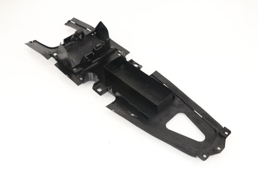 photo de REAR UNDERTRAY YAMAHA YZF R 125 (2008 - 2013)